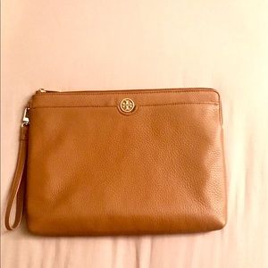 Tory Burch Landon zip pouch